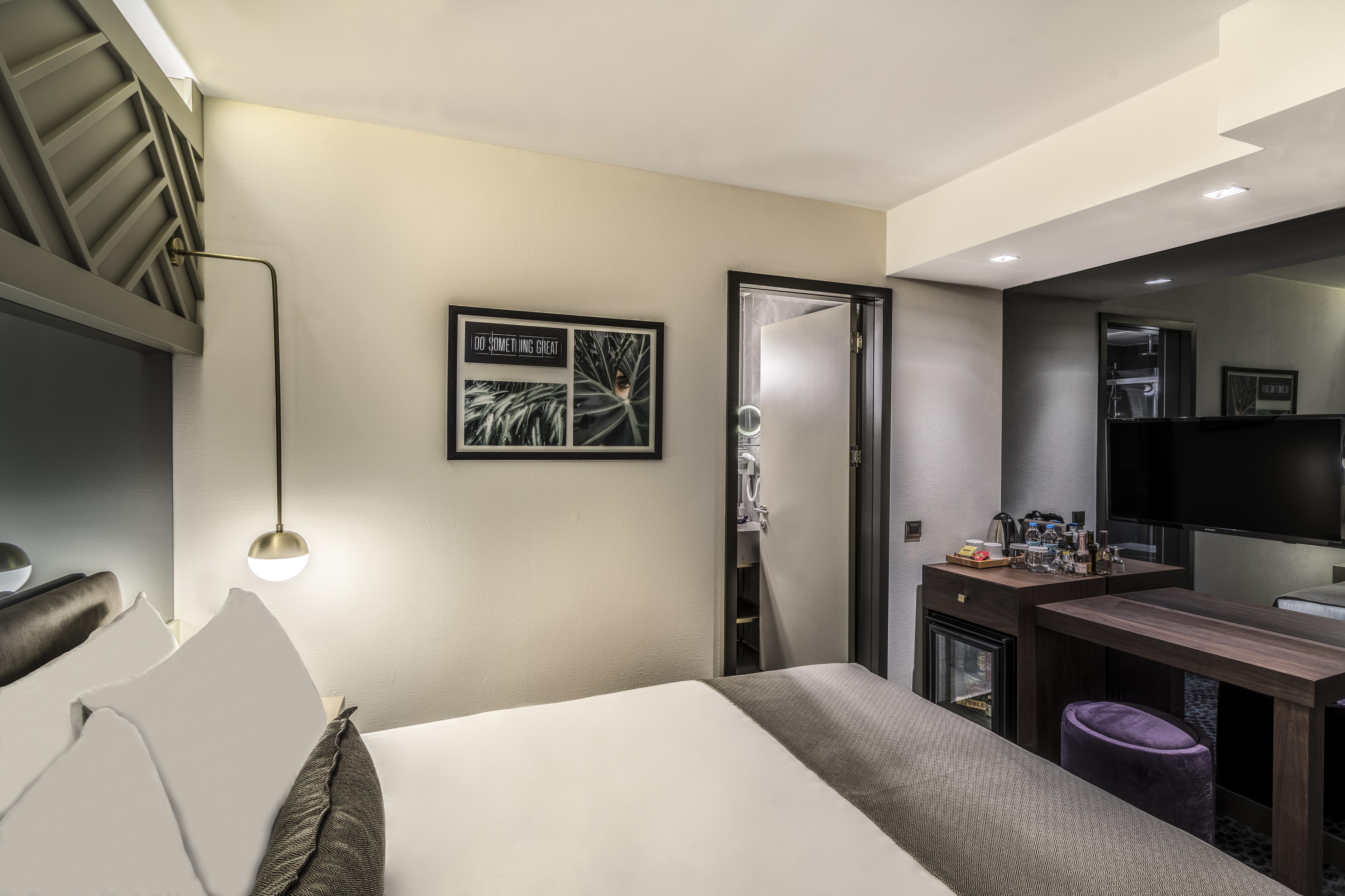 Galata Times Hotel Istanboel Buitenkant foto