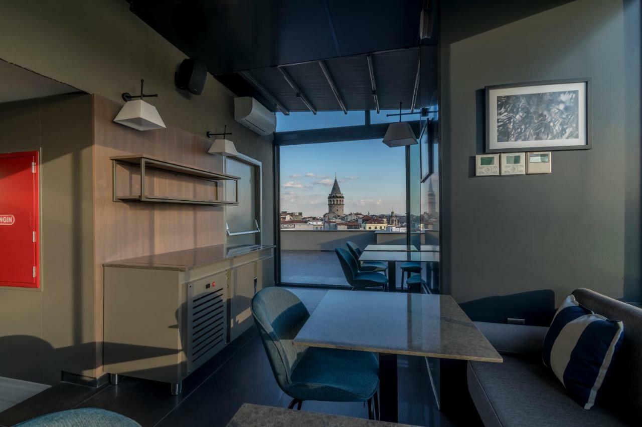 Galata Times Hotel Istanboel Buitenkant foto